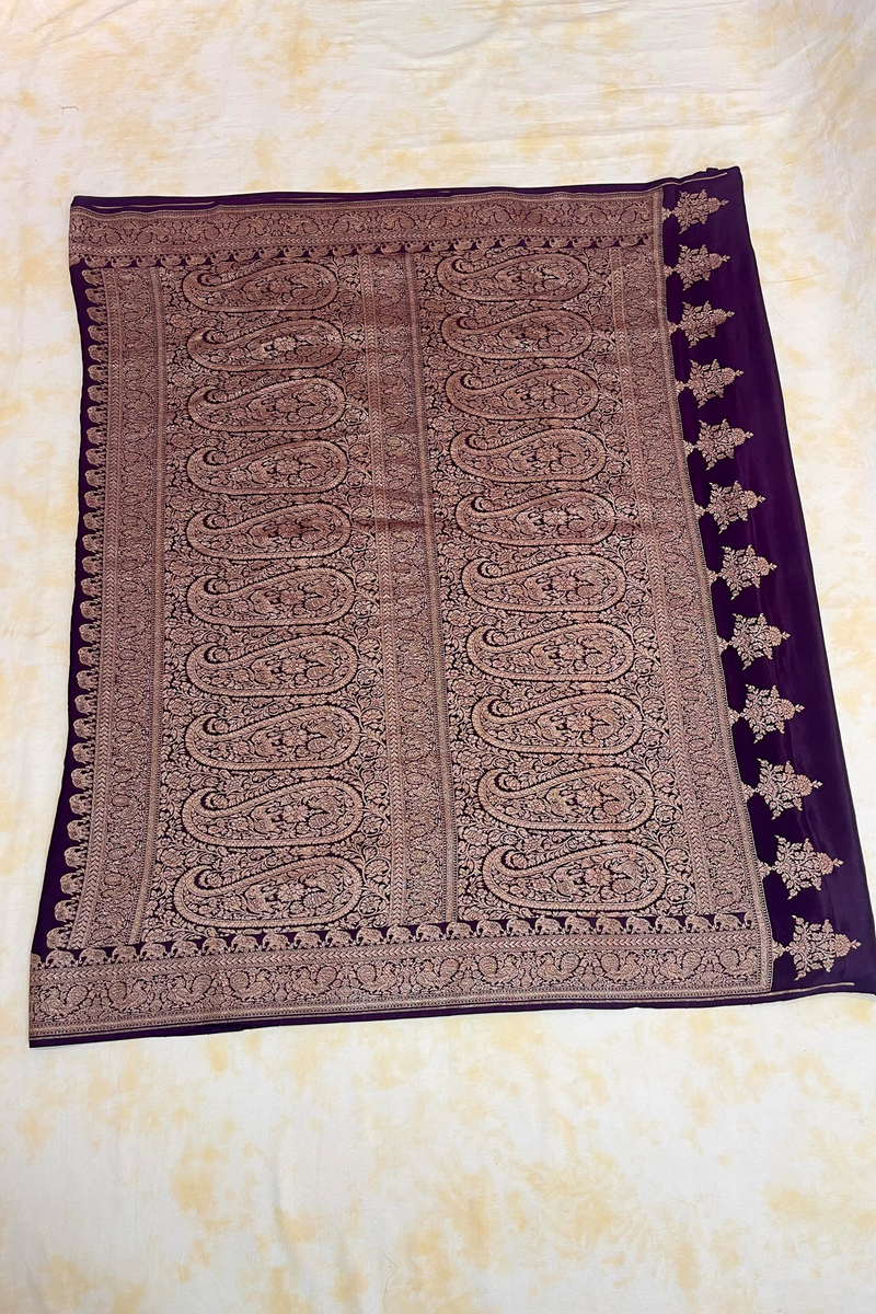 HOV Handloom Banarasi Crepe Silk Saree - Plain Body With Border -Light Purple - 071