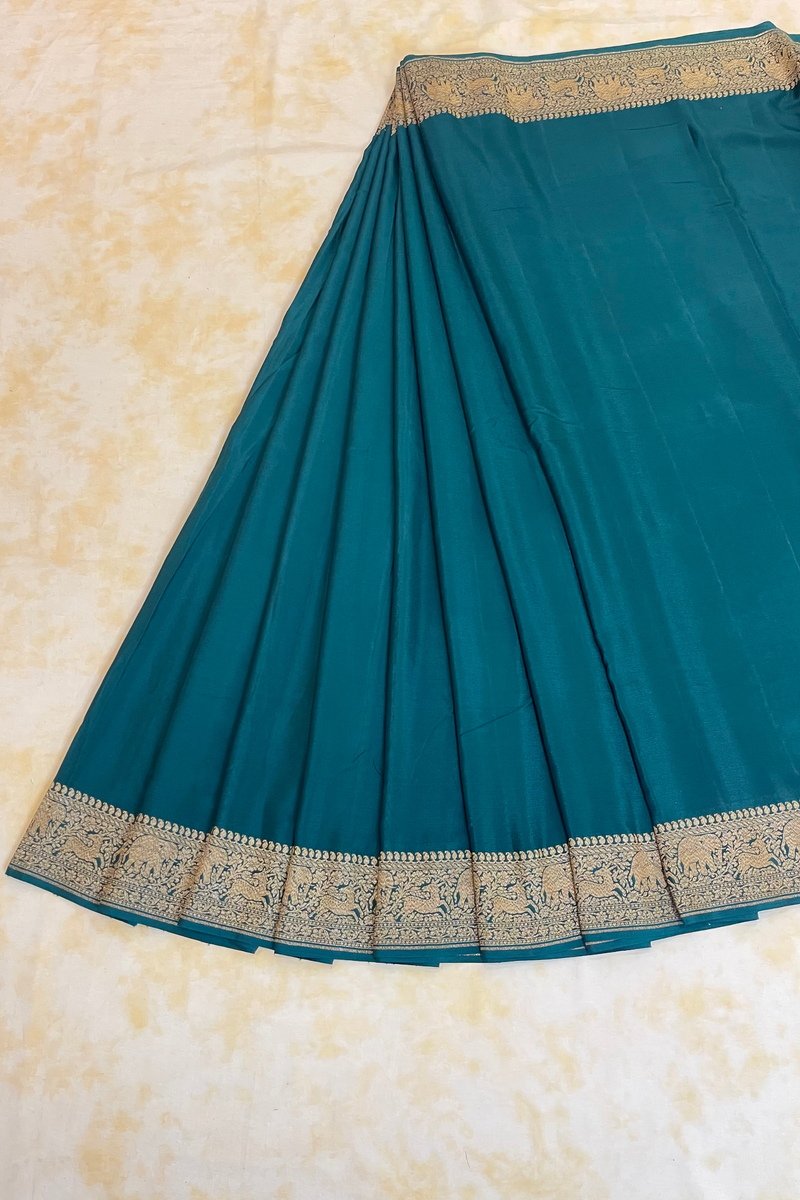 HOV Handloom Banarasi Crepe Silk Saree - Plain Body With Border - Green - 073