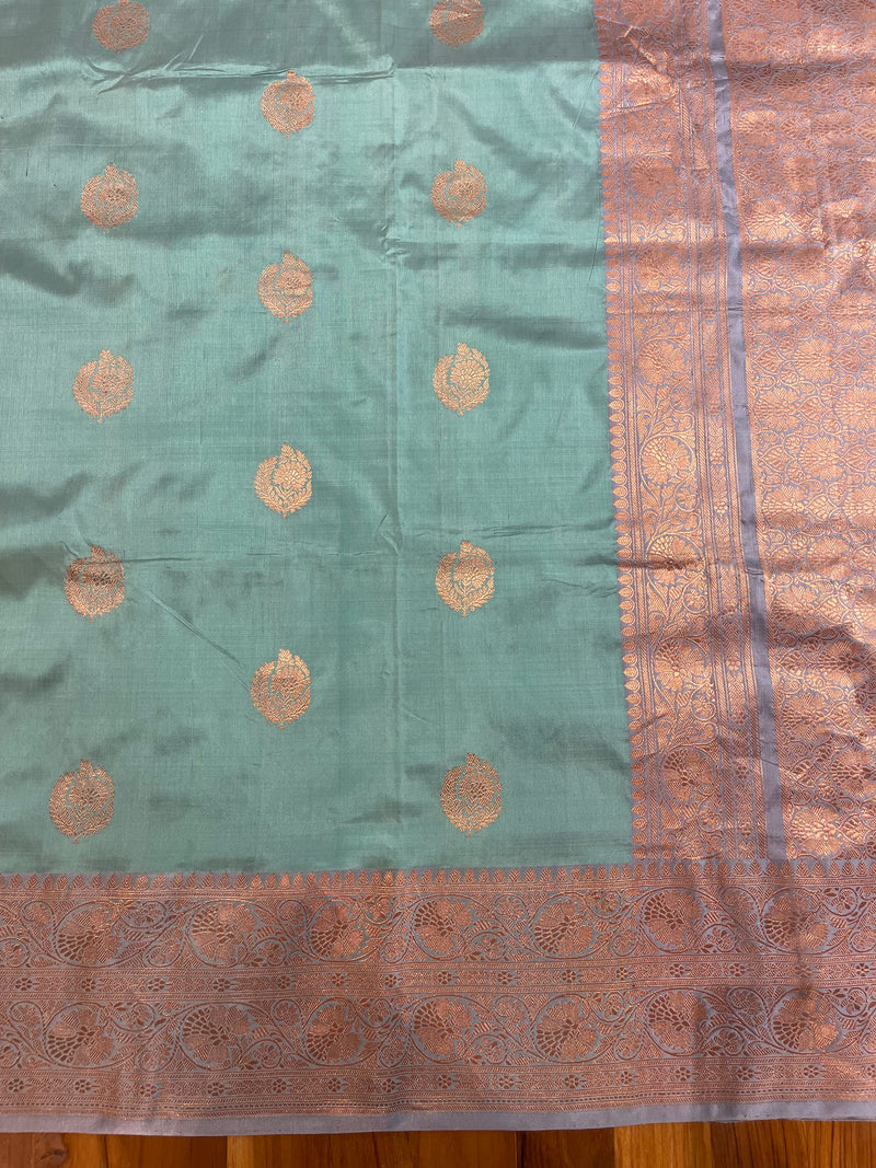 Handloom Kadhua Banarasi Silk Saree - Butidar - Pista Green