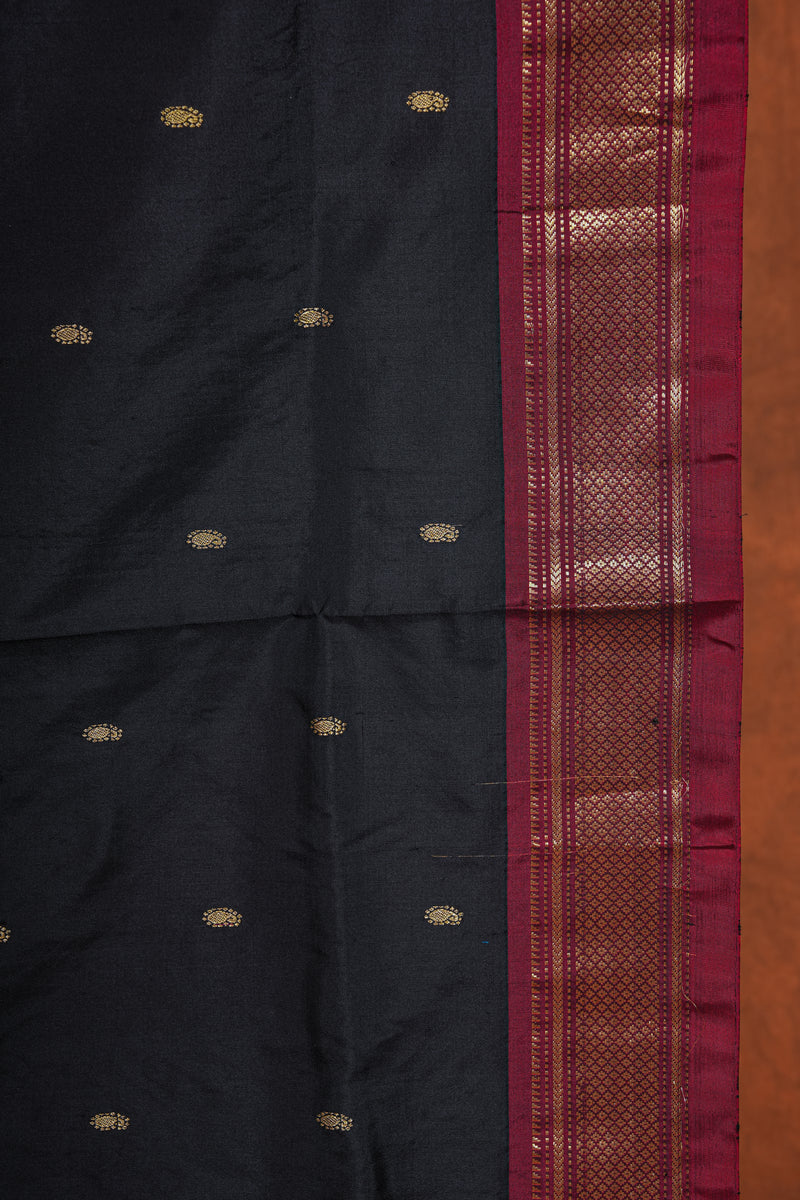 Handloom Paithani Silk Saree - Classic Pallu -  Black