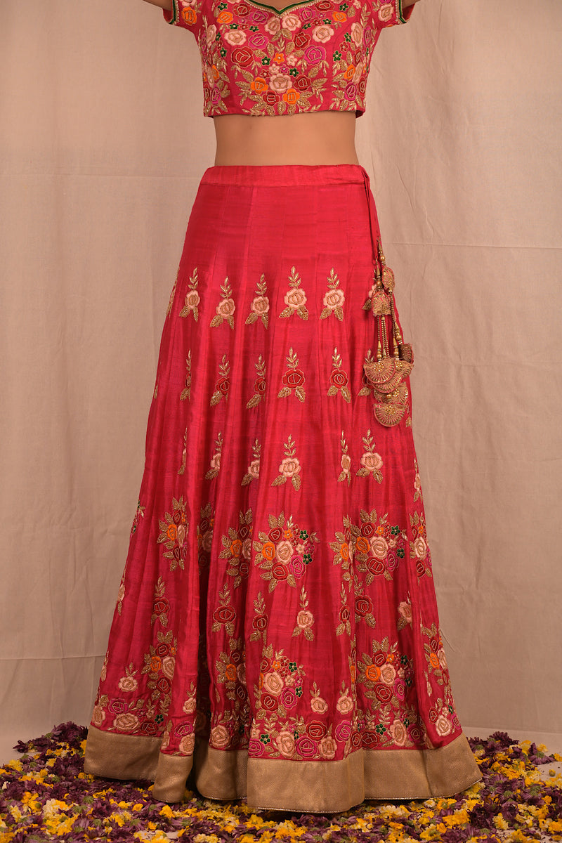 Bridal Red Lehenga With Peach And Red Dupatta