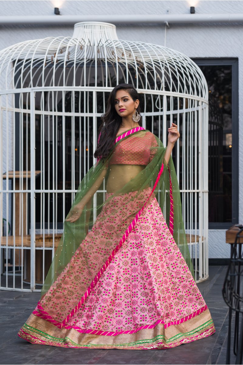 Masakali Pink Patola Lehenga - Vaarasa